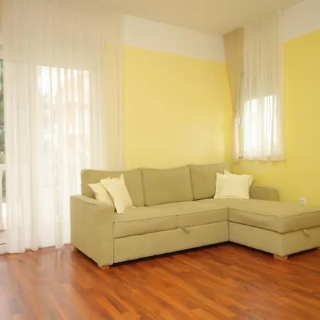 Apartamento By The Sea - 8215 Pašman