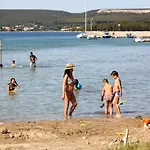 By The Sea - 8215 Apartman Pašman