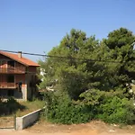 Apartman By The Sea - 8215 Pašman