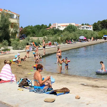 By The Sea - 8215 公寓 *